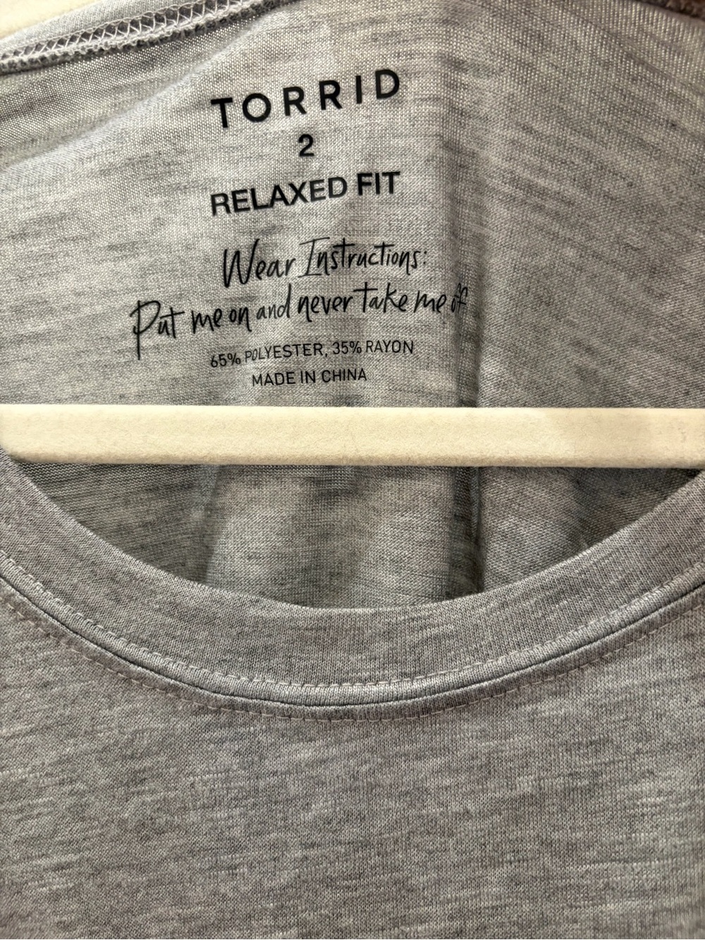 Torrid Relaxed Fit Gray Crewneck Tee - Picture 3 of 3